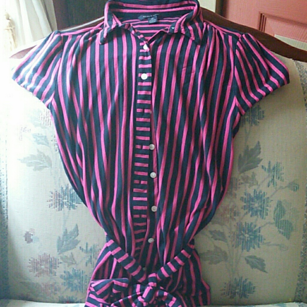 Adorable Tommy Hilfiger  small